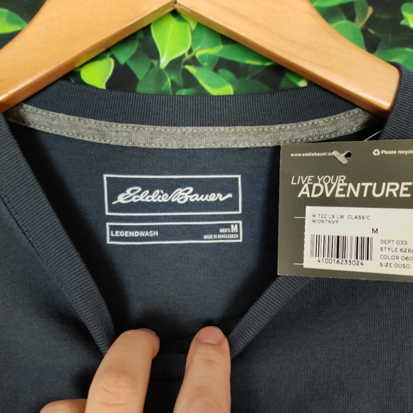 Eddie Bauer Dark Blue Long Sleeve - Picture 2 of 3